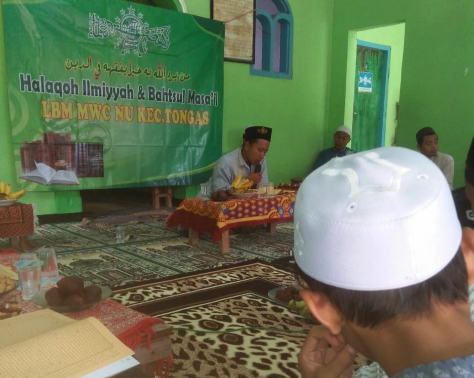 LBM NU Tongas Rawat Tradisi Bahtsul Masail