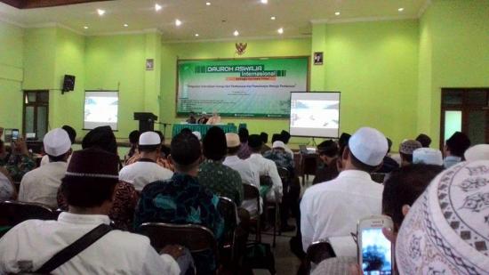 DR. KH. Marzuki Mustamar : Jaga Kepercayaan Ummat