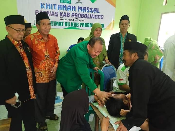 Baznas dan Muslimat NU Probolinggo Gelar Khitanan Massal Gratis