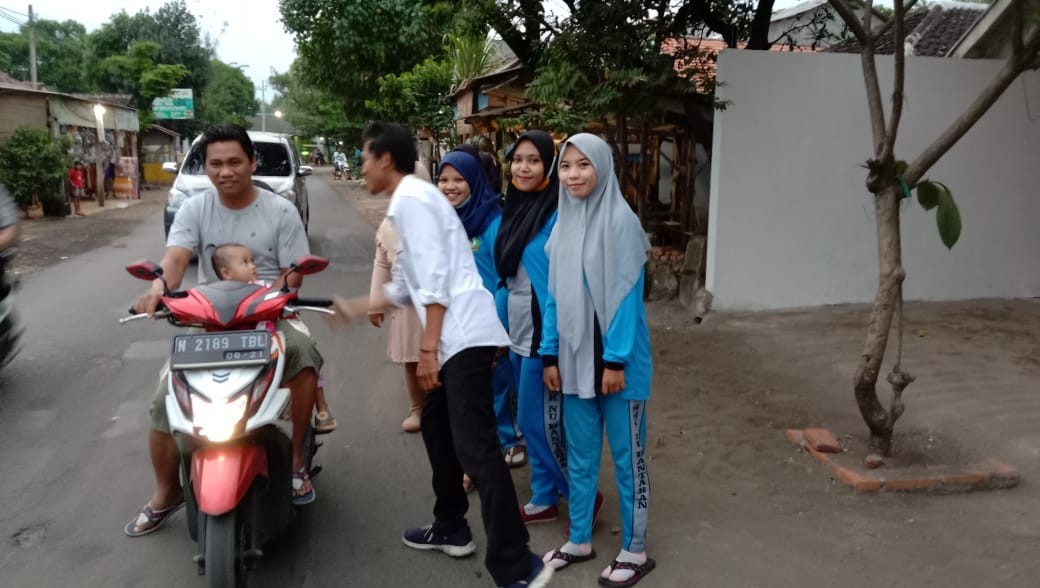 Berbagi Takjil, Cara LP Maarif  Rajut Kebersamaan