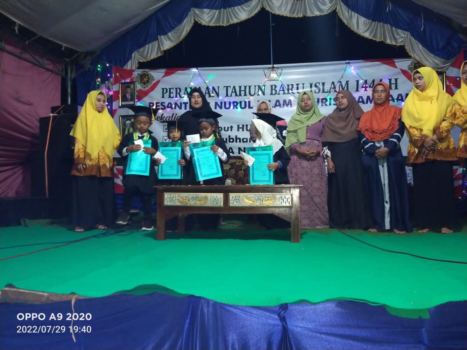 RA Nurul Islam Sumber gelar Wisuda Perdana di Malam Tahun Baru Islam 1444 H.