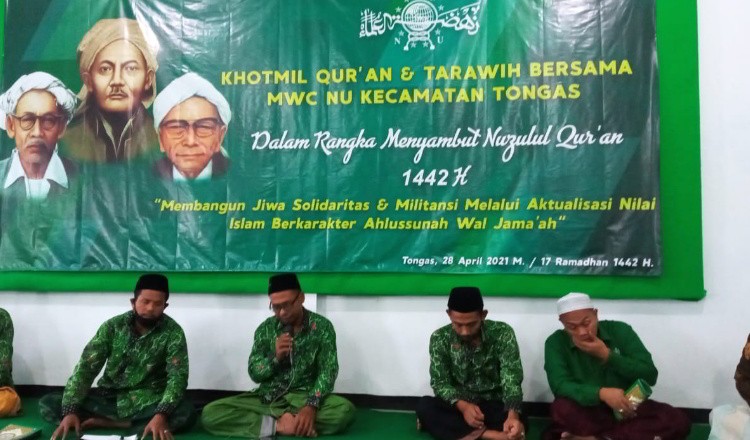 Khotmil Quran dan Tarawih Berjamaah MWCNU Tongas di Malam Nuzulul Quran